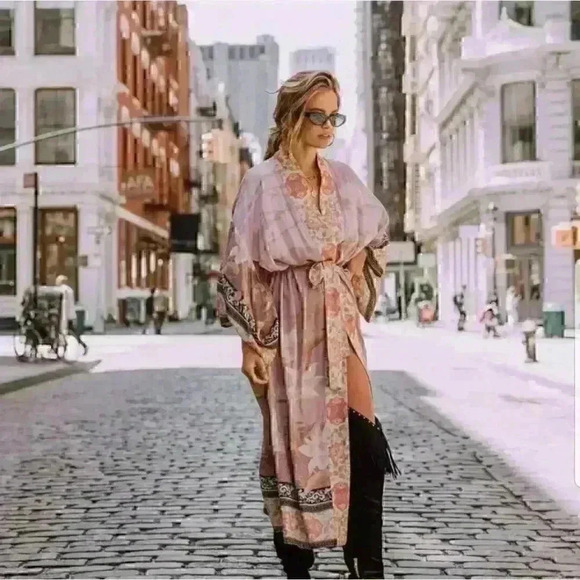 NEW VINTAGE BOHEMIAN ROBE KIMONO - Picture 4 of 11